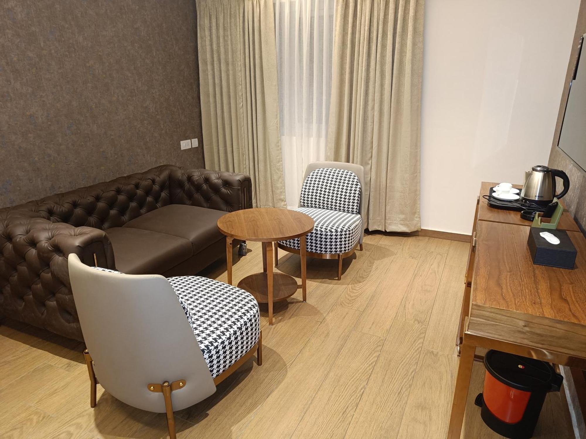 The Kings Park Grand-Near Us Consulate Hotell Chennai Eksteriør bilde